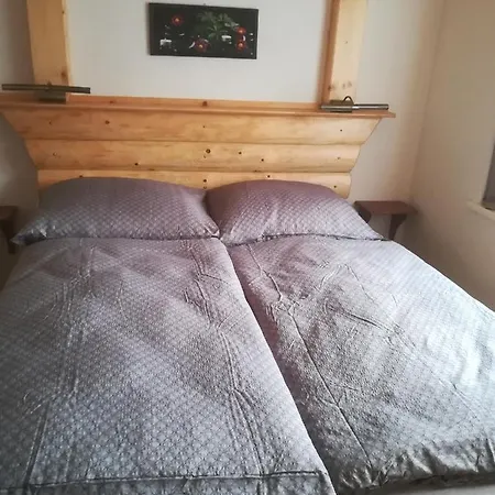 Pod Vezi Ii Lägenhet
