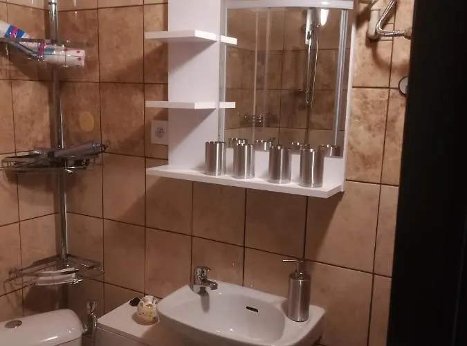 Pod Vezi Ii شقة *